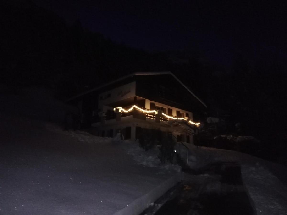 Chalet Waldrand Inden Bagian luar foto